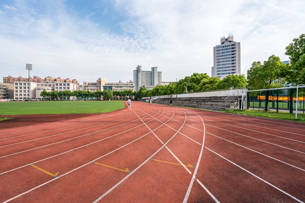 摄图网_500406594_学校学习考试（非企业商用）.jpg