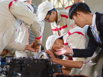 云南新西南技工学校 (16).jpg