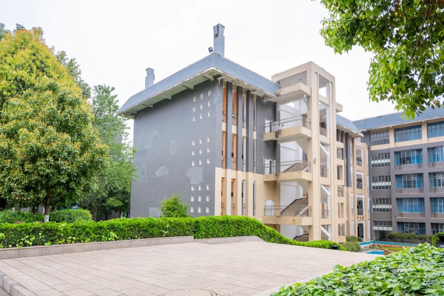 云南城市建设职业学院 (3).jpg