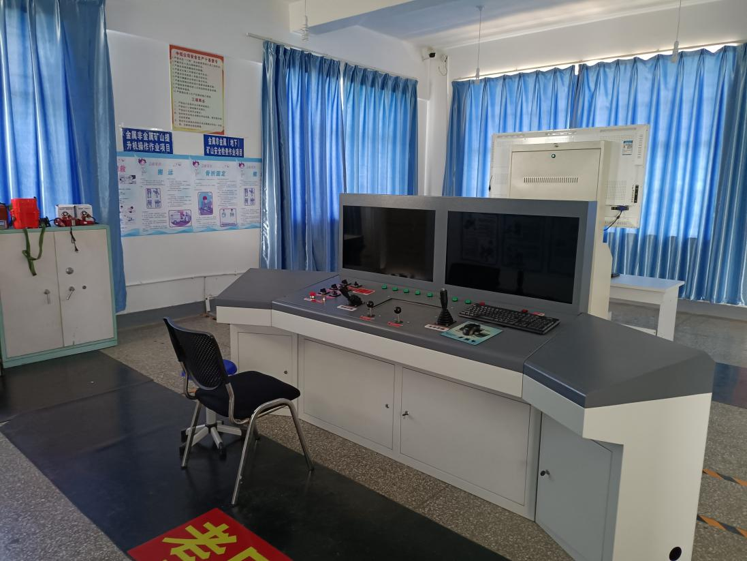 云南铜业技工学校 (3).png