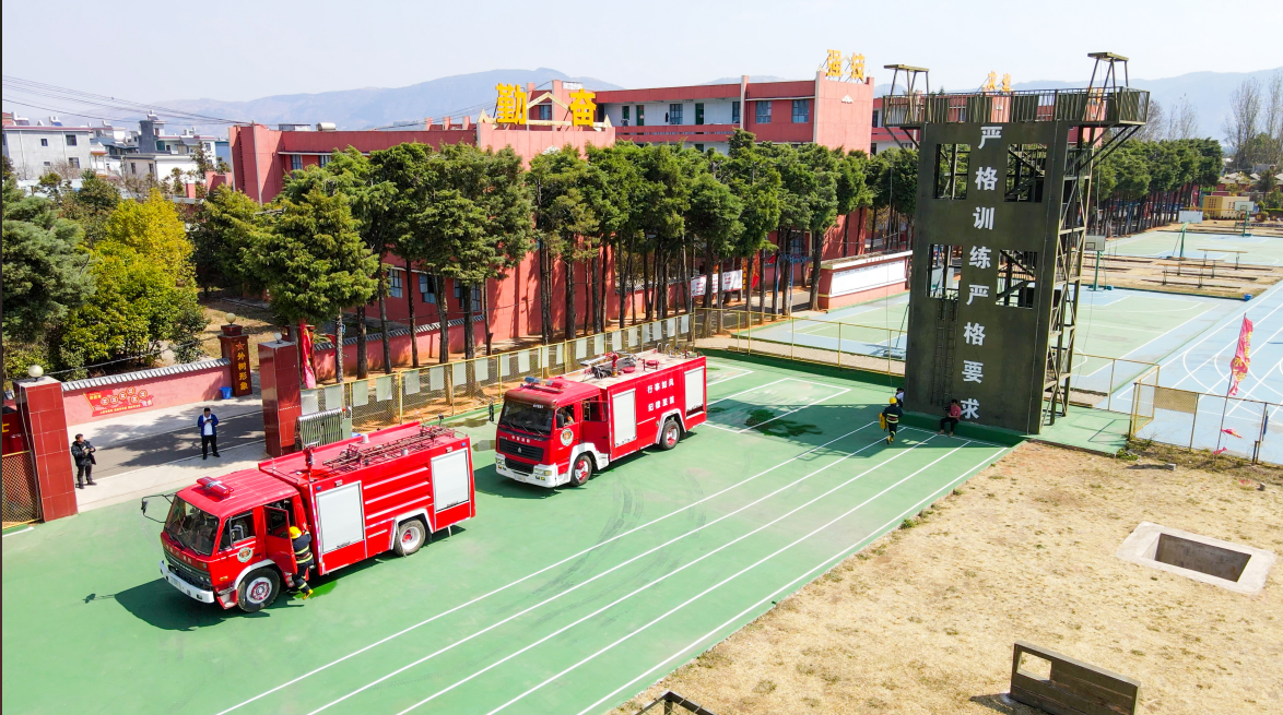 昆明法务应急管理职业中中学2 (3).png