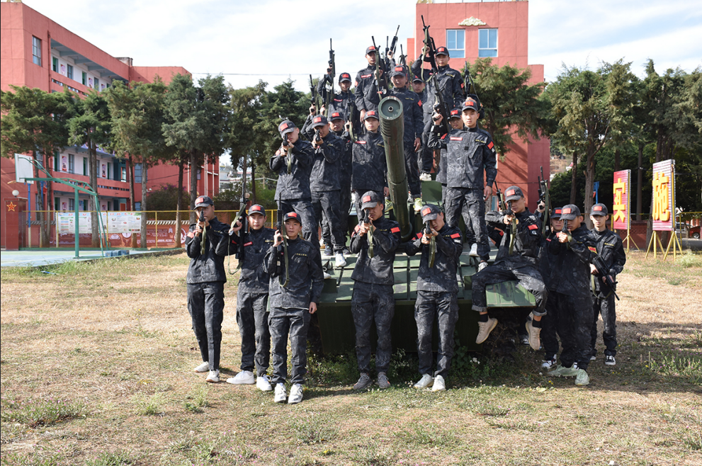 昆明法务应急管理职业中中学2 (13).png