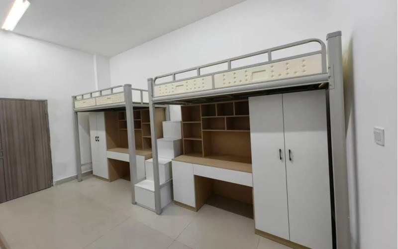 云南商务职业学院 (42).jpg