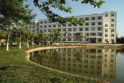 昆明艺术职业学院 (2).jpg