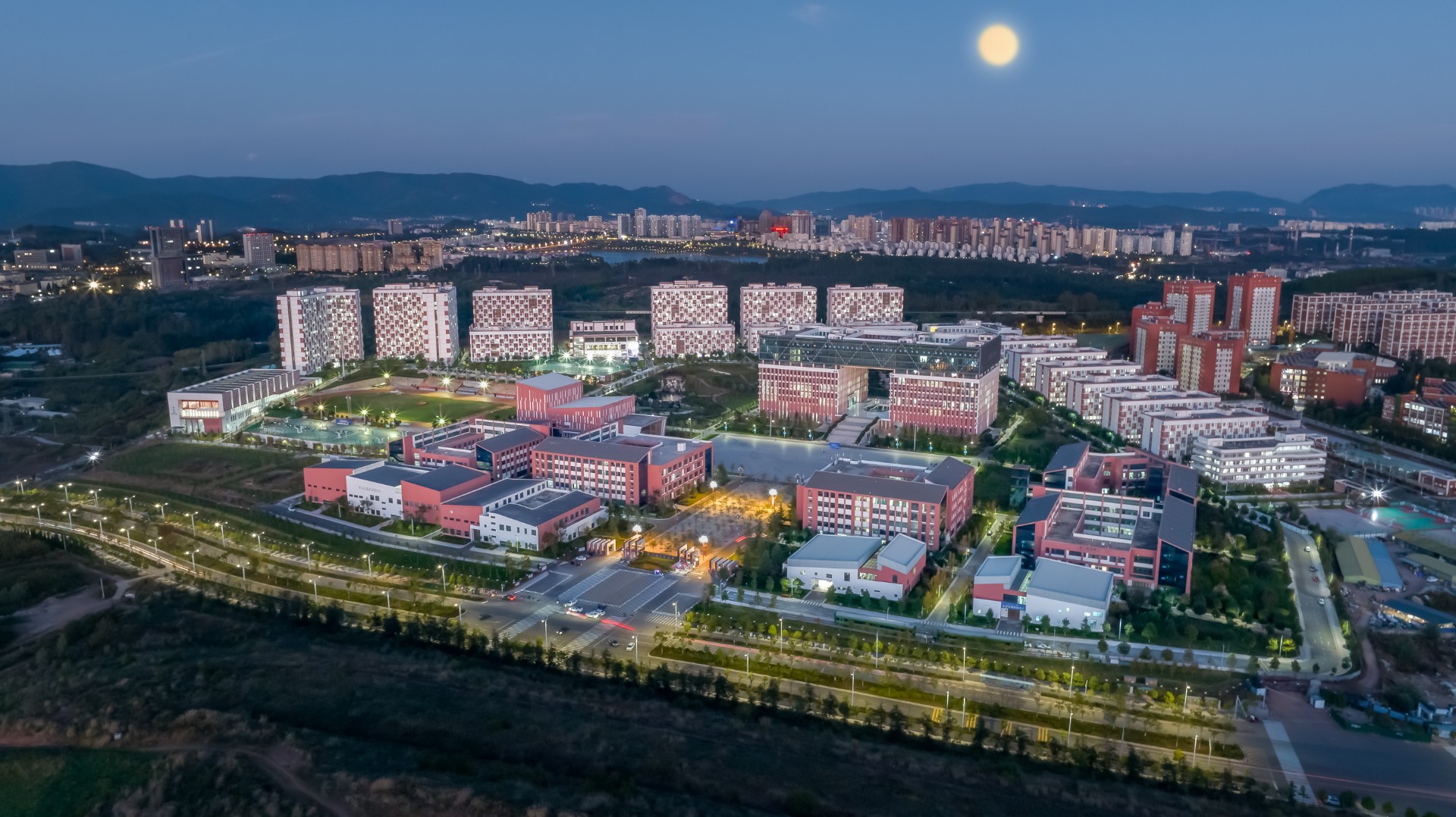 云南理工职业学院 (28).jpg