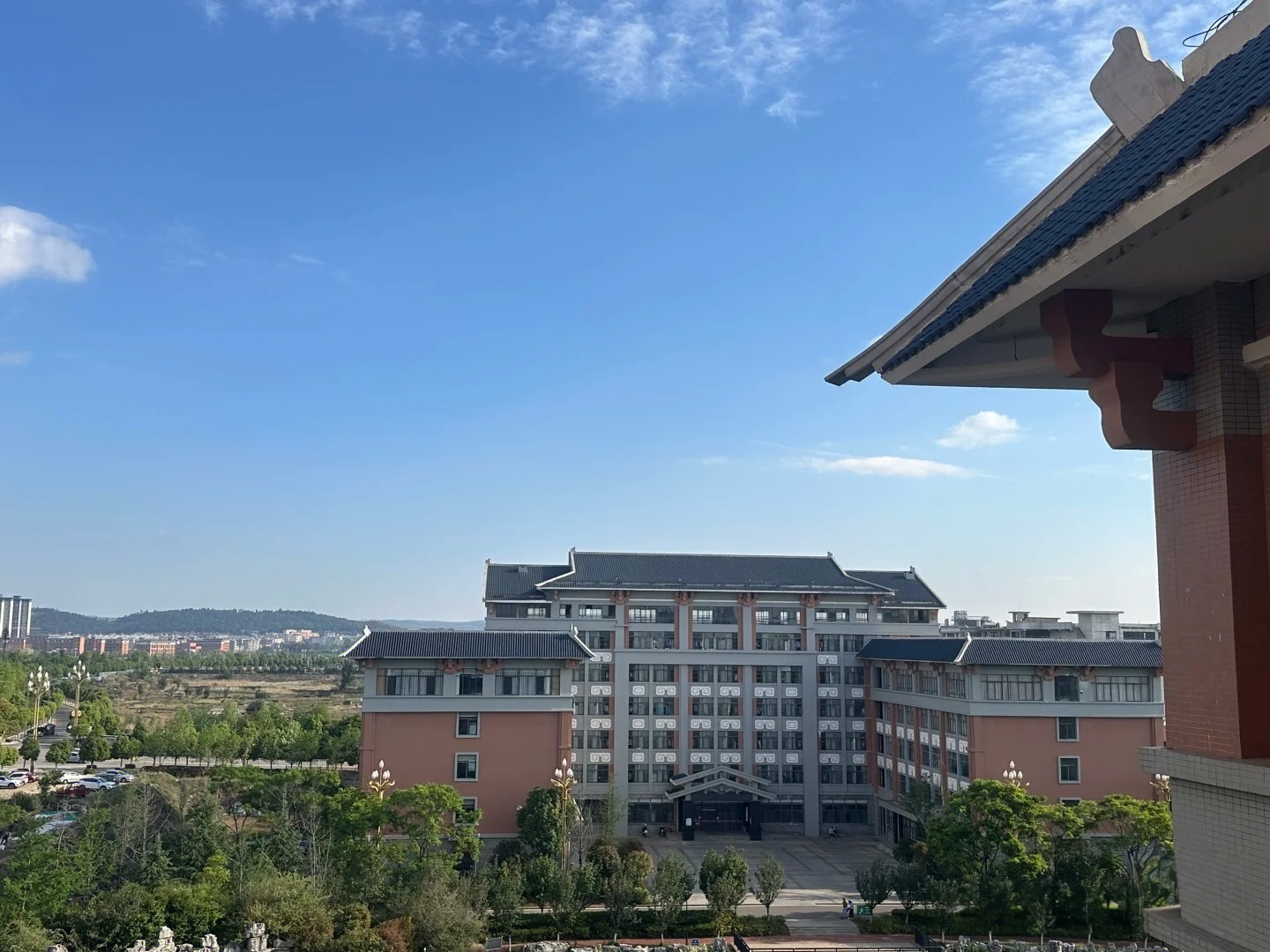 云南工业技师学院 (9).jpg