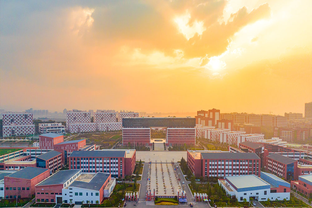 云南医药健康职业学院 (4).jpg