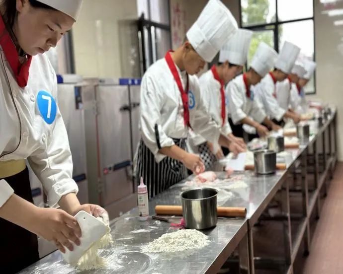 曲靖靖宁职业技术学校 (2).png