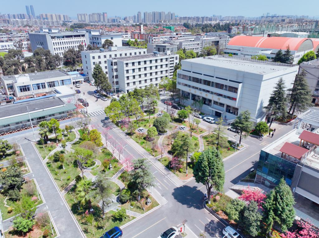 云南体育运动职业技术学院 (5).jpg