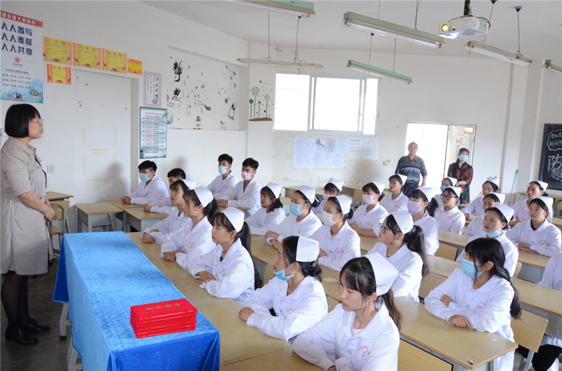 云南中医药中等专业学校 (10).jpg